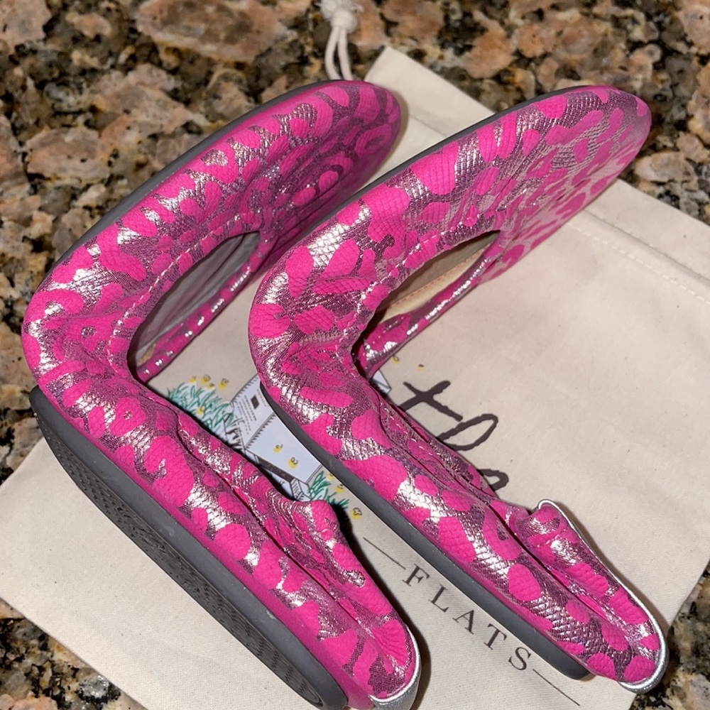 Pink Ribbon Leopard Storehouse, never worn - Picture 3 of 6